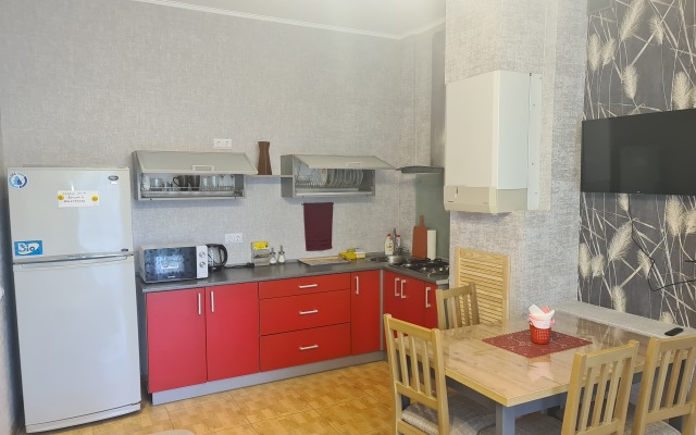 U Ozera Telmana 5 Apartments