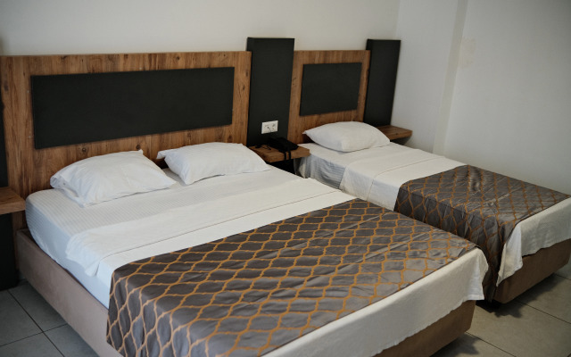 Club Efes Otel