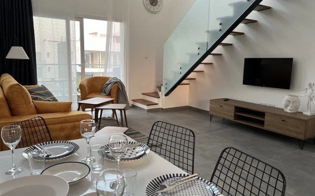 Апартаменты Эксклюзивный лофт в современном комплексе