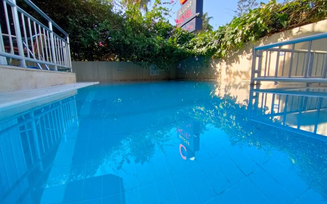 Gulizar Hotel Konyaaltı