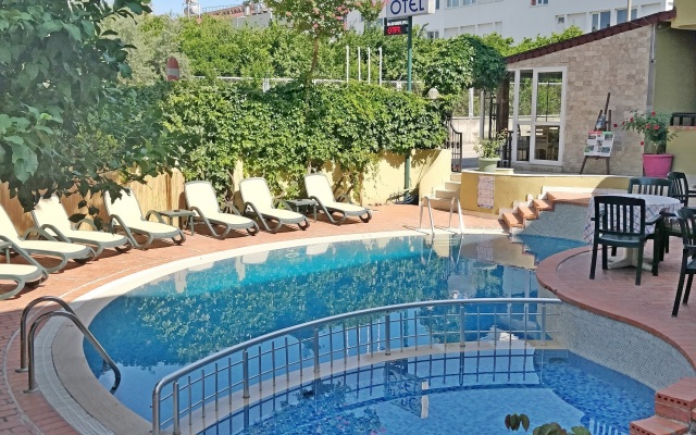 Bade Hotel