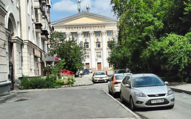 Квартира Ленина 99 -Балкон &Кафе