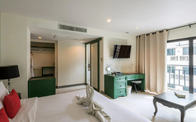 Acca Patong Apartments