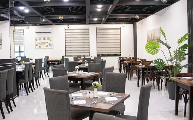 Amman West Luxury Hotel