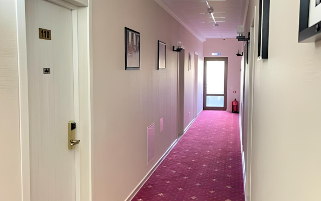 Апартаменты в Гостевом Доме Де Париж