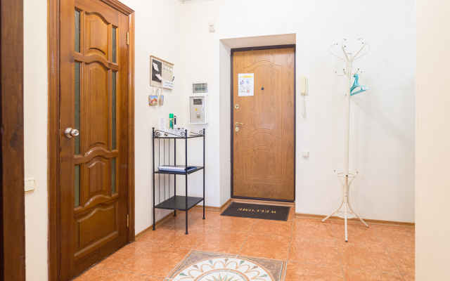 Апартаменты двухкомнатные в центре на ул.Горького 152. Сова-Дом