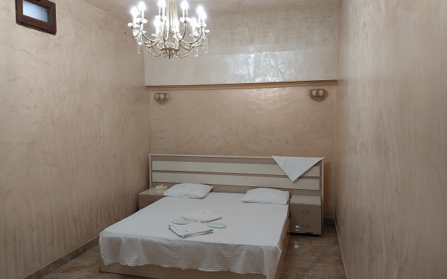 Happiness Guest House