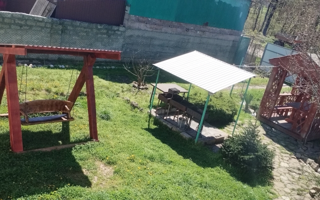 Nadezhda Living Quarters