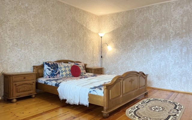3-kom Plekhanova 96-32 Kaluga tsentr KakDoma Flat