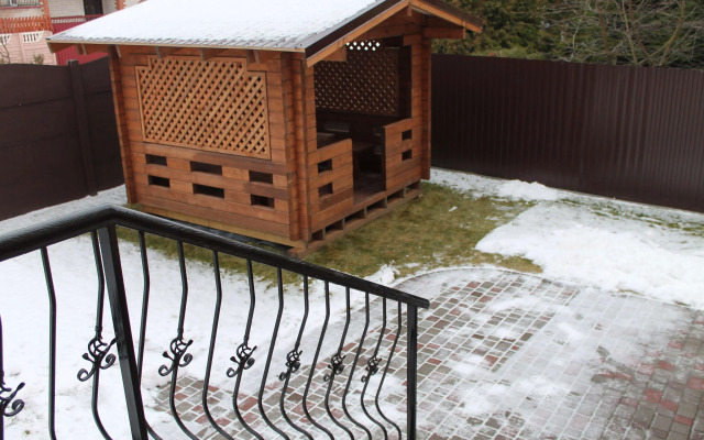 Na Pikhtovoy Guest House