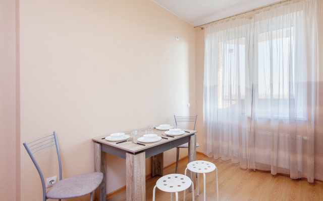 Ryadom S Parkom Solnechny Ostrov Apartments