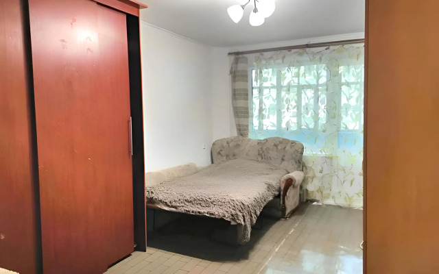 Chuykova 19 Flat