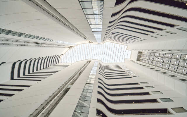 Апартаменты с бассейном Актёр Гелакси