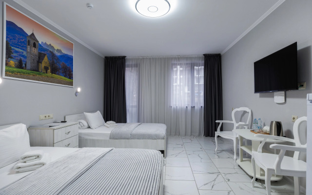 Gornaya Kadril Redance Hotel