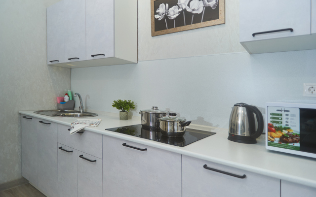 Dvukhkomnatnye Kak Doma 58 Na Mira 78 Apartments