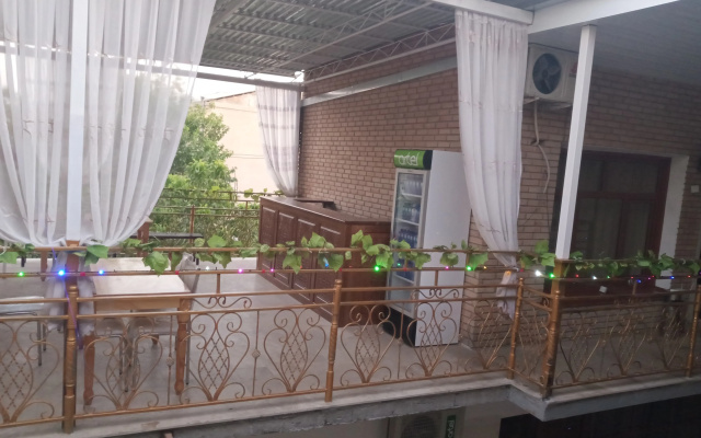 Butik-otel' Parvina  in old city
