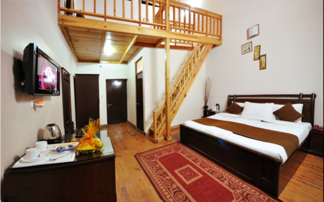 Wood Castle Spa & Resort Hotel
