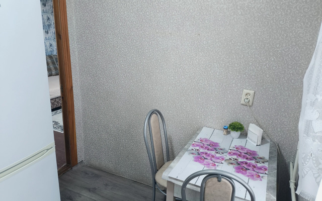 Svoboda More 32 Flat