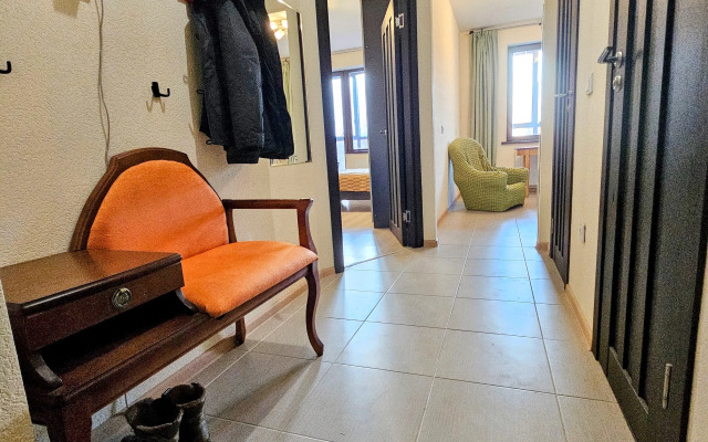 Апартаменты Уютная просторная квартира в 5 минутах ои метро