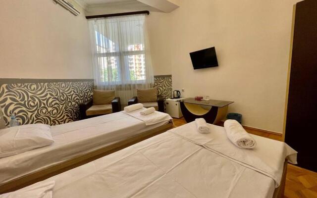 Olive Hotel
