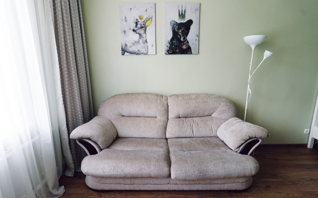 Prospekt Dzerzhinskogo 13 Flat