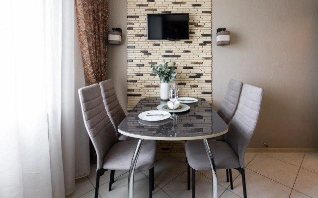 Stilnye v rayone Lebyazhiy Apartments