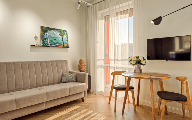 S Vidom Na More Na 11 Etazhe Flat