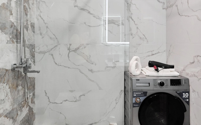 Квартира Двухкомнатная квартира возле центральной больницы