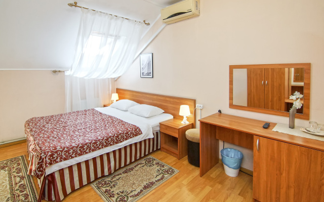 Hotel Iris