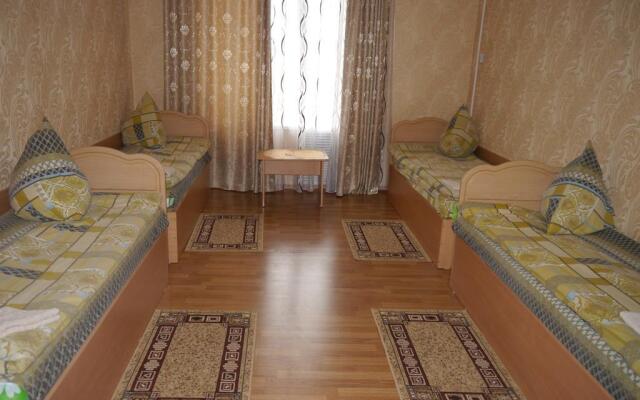 Gostinnyij Dvor Hotel