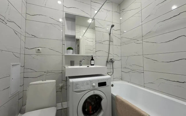 Апартаменты LikeHome на Пр Победы 151/1 у Инвертора