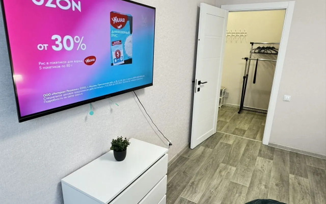 Квартира Светлая на Республики 204к11