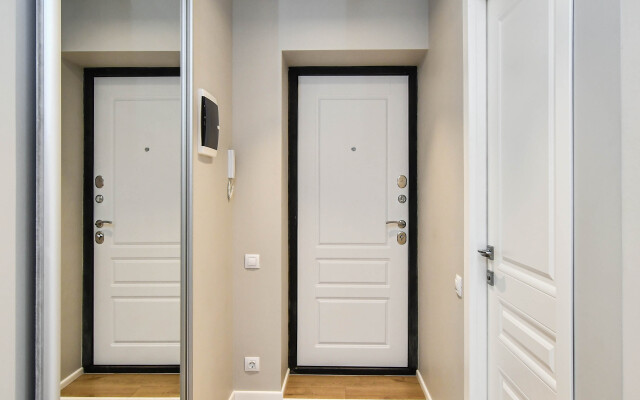 KRASROOM LYUKS v Centre Flat