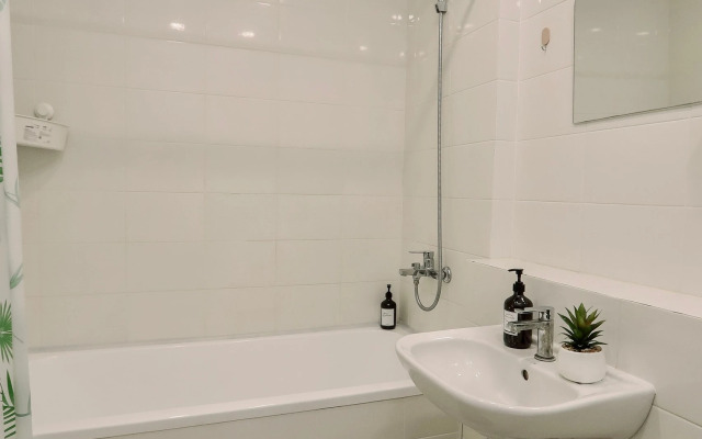 Апартаменты Privi House на Конструктора Калашникова 11