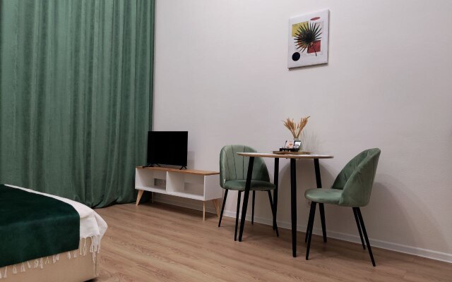 Green Room Serednevo Flat