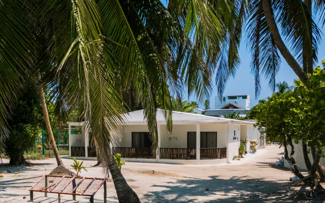 Azul Retreat Guest House