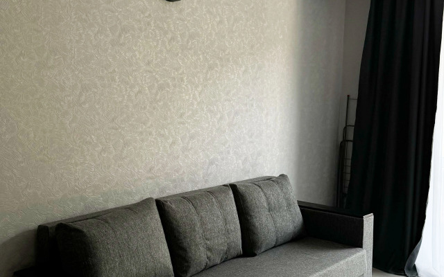 Uyutnaya Studiya V Zhk  Letniy Flat