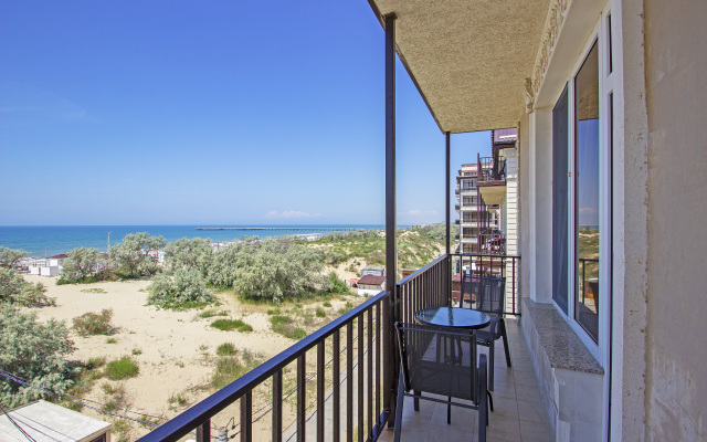 Luxury House Hotel