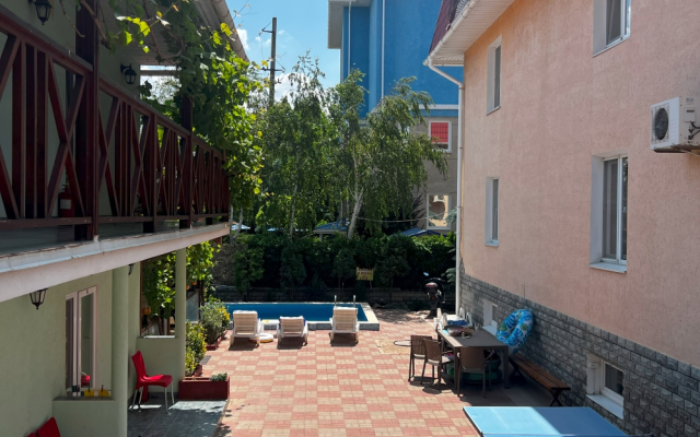 Отель Феникс