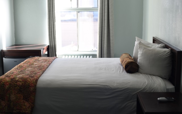 Отель Greenleaf