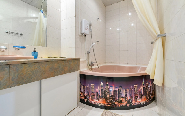 Квартира SpbMain СпбМэйн на ул. Кирочная