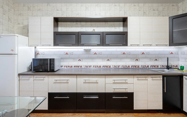Bukharestskaya 118k3 Bol'shiye Apartments