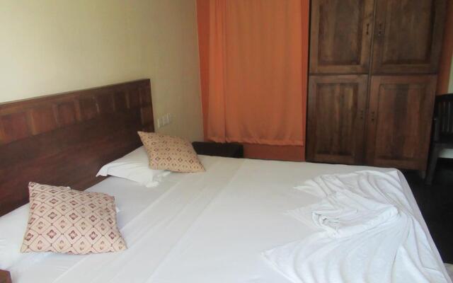 Ceylon Sea Hotel