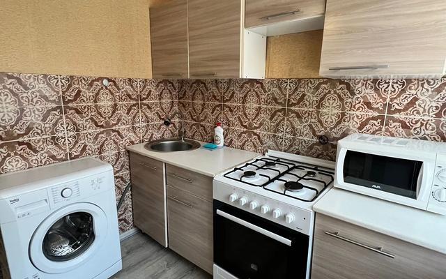 Yazeva 17 Stil I Tishina Flat