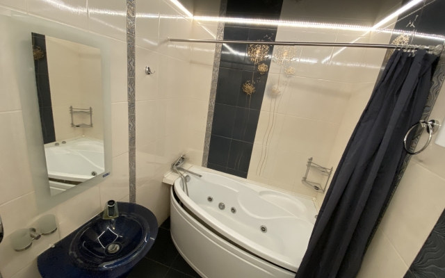 V Tsentre Pyataya Avenyu Apartments