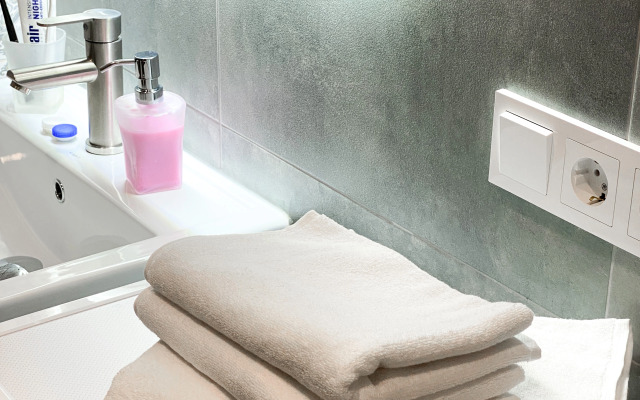 Апартаменты-студия 30 кв.м. с кроватью и балконом, 6 этаж