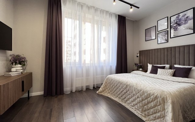 Biznes Apartmenty V Samom Serdtse Goroda Apart Otel