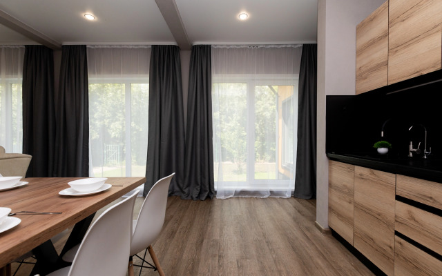 Yousinn Geolog Private house