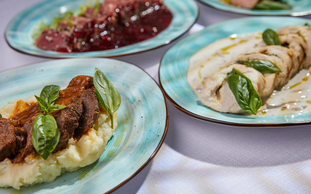 Отель Экватор