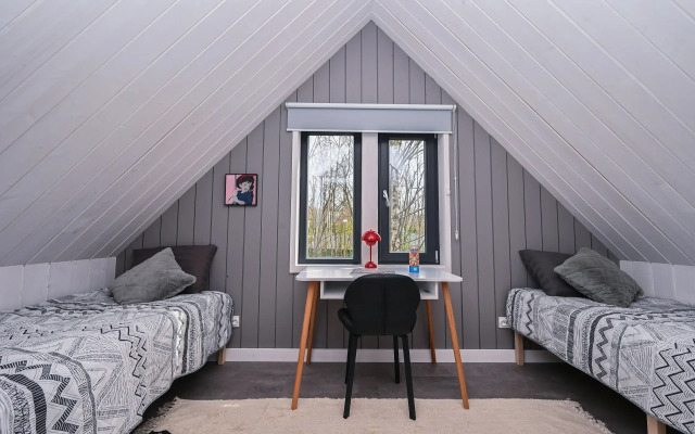 Барнхаус ЗвенДзен Mix 78 black Кики и Зизи